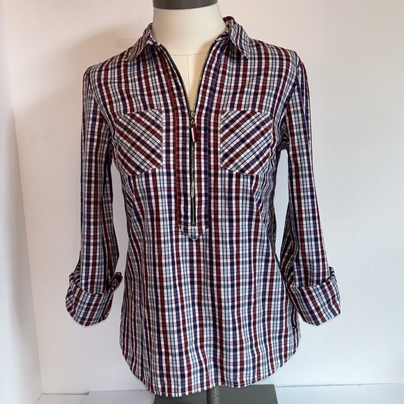 Tommy Hilfiger Red White Blue Plaid 1/2 Zip Pull Over Cotton Blouse Women’s XSTP - Picture 2 of 11
